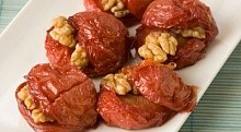 Рецепт - Цукаты из слив с орехами