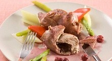 Рецепт - Перепела, тушенные с вишней