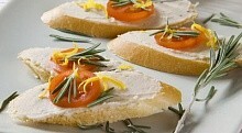 Рецепт - Бутерброды с пастой из фасоли с розмарином