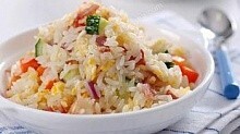 Рецепт - жареный рис с яйцом и беконом