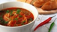 Суп с квашеной капустой и копченостями