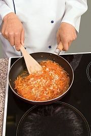Приготовление блюда по рецепту - Суп-пюре из моркови. Шаг 1