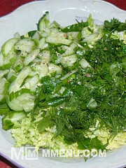 Приготовление блюда по рецепту - Простой салат из пекинской капусты. Шаг 5