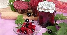 Рецепт - Свекла маринованная со смородиной