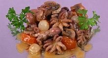 Рецепт - Тушеные осьминоги