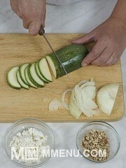 Приготовление блюда по рецепту - Овощное рагу с орехами. Шаг 2