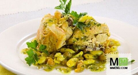 Курица с нутом и миндалем Курица с нутом и миндалем