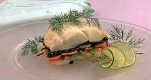 Рецепт - Камбала, запеченная с овощами