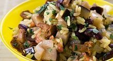 Рецепт - Плов с баклажанами, фасолью и грибами
