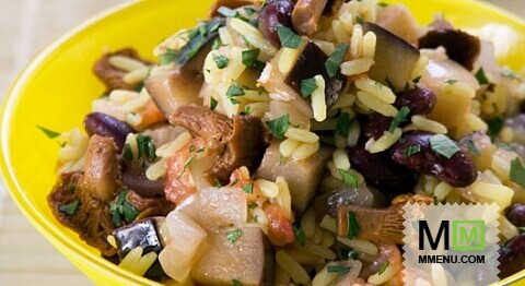 Плов с баклажанами, фасолью и грибами Плов с баклажанами, фасолью и грибами