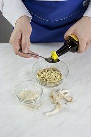 Приготовление блюда по рецепту - Котлеты, фаршированные грибами. Шаг 1
