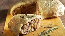 Рецепт - Пирог с курицей и орехами