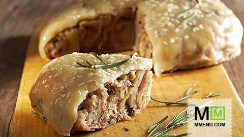 Пирог с курицей и орехами Пирог с курицей и орехами