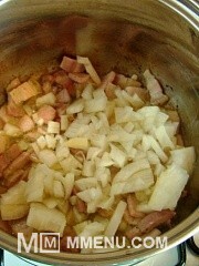 Приготовление блюда по рецепту - Сливочный суп с брокколи и кукурузой. Шаг 3
