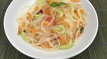Рецепт - Салат из фунчозы с овощами
