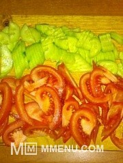 Приготовление блюда по рецепту - Греческий салат с моцареллой.. Шаг 1