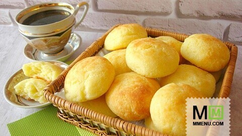 Бразильские сырные булочки (Pão de queijo)