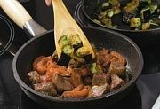 Приготовление блюда по рецепту - Рагу из баранины с баклажанами. Шаг 8